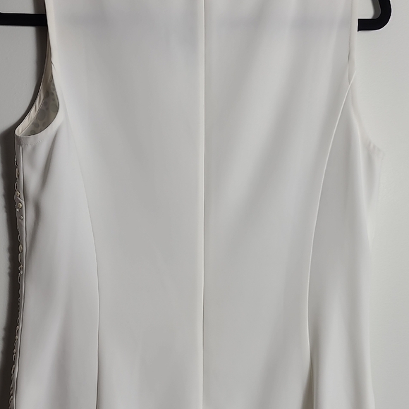 ST.JOHN Evening Ivory With Silver and Cream  Elegant Sleeveless Top Size 8 - Picture 13 of 16